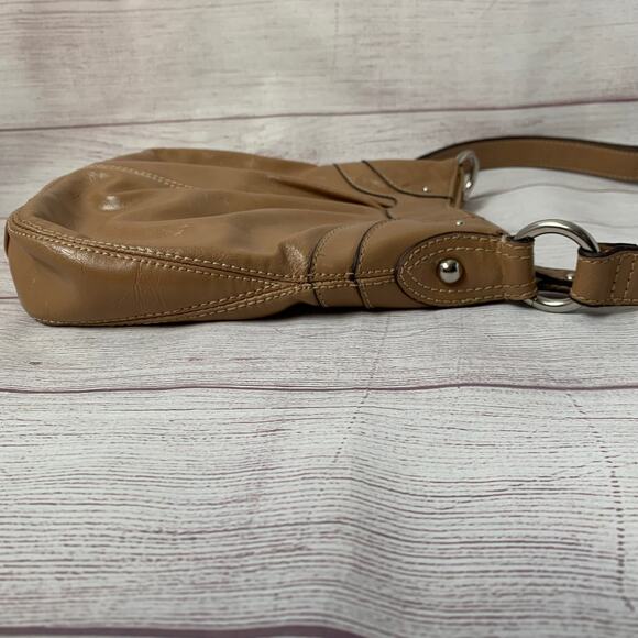 Nine West Camel Brown Crossbody Purse Shoulder Bag Yellow Interior - Picture 16 of 16